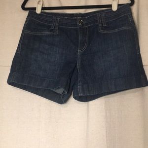 W WHBM denim shorts. Size 4